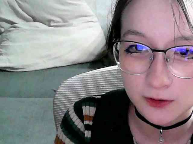 Lilfain-baby webcam