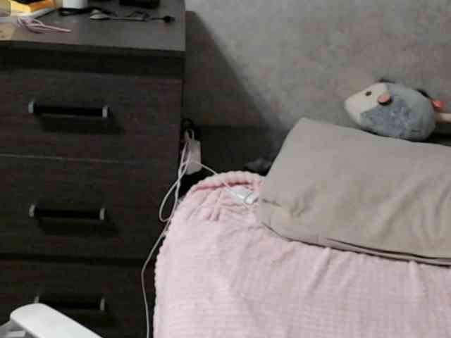 Lilfain-baby webcam