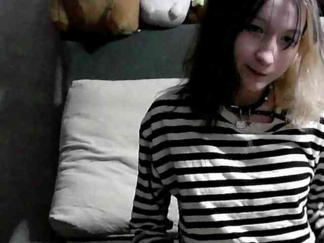 Lilfain-baby webcam