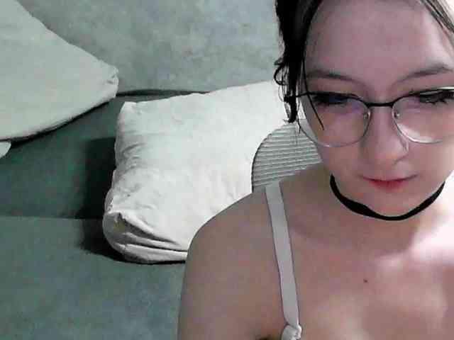 Lilfain-baby webcam