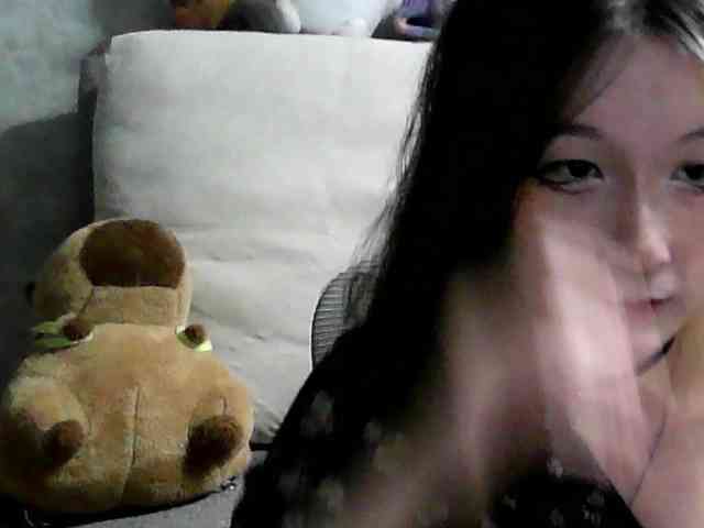 Lilfain-baby webcam