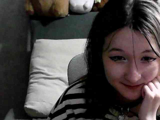 Lilfain-baby webcam
