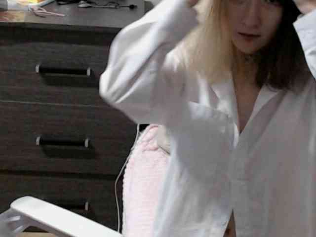 Lilfain-baby webcam