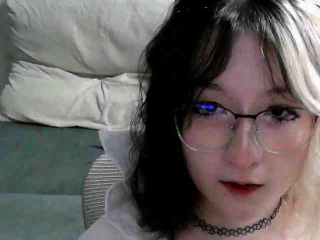 Lilfain-baby webcam
