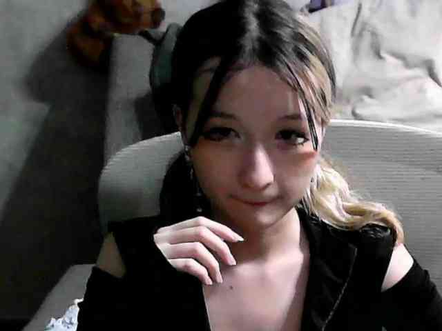 Lilfain-baby webcam