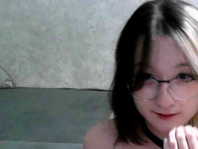 Lilfain-baby Live Webcam on BongaCams