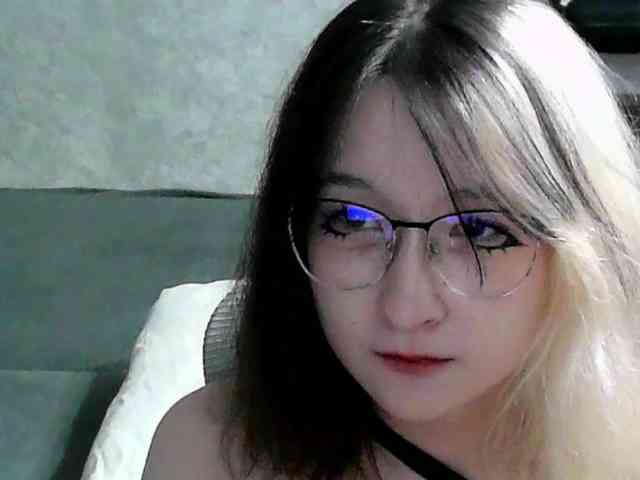 Lilfain-baby Live Webcam on BongaCams