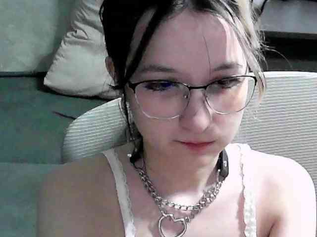 Lilfain-baby webcam
