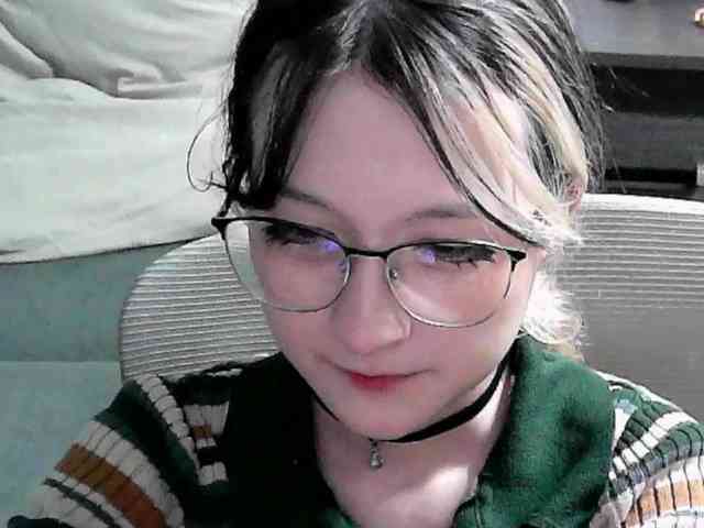 Lilfain-baby webcam
