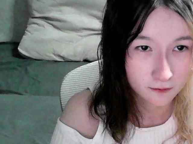 Lilfain-baby Live Webcam on BongaCams