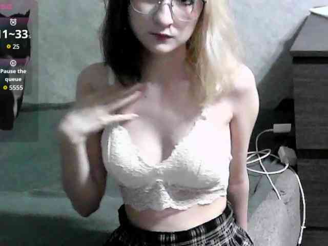 Lilfain-baby webcam