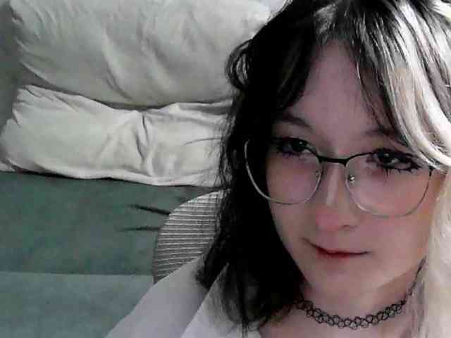 Lilfain-baby webcam