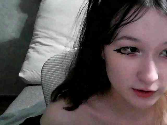 Lilfain-baby webcam