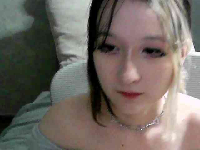 Lilfain-baby webcam