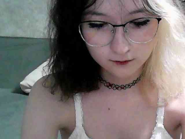 Lilfain-baby webcam