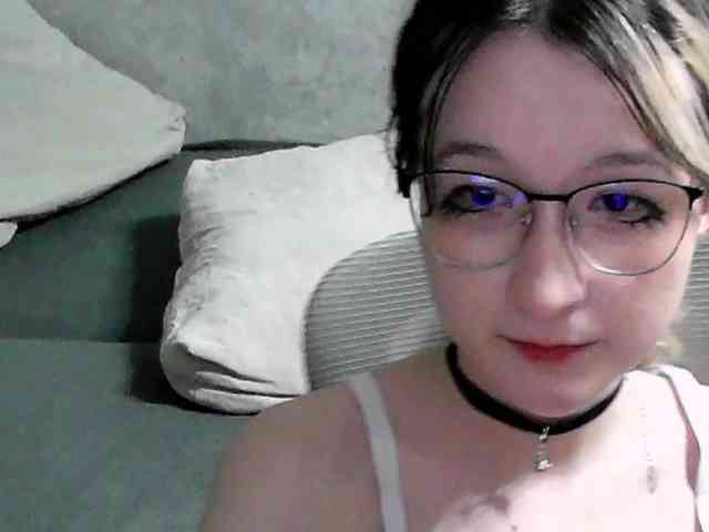 Lilfain-baby webcam