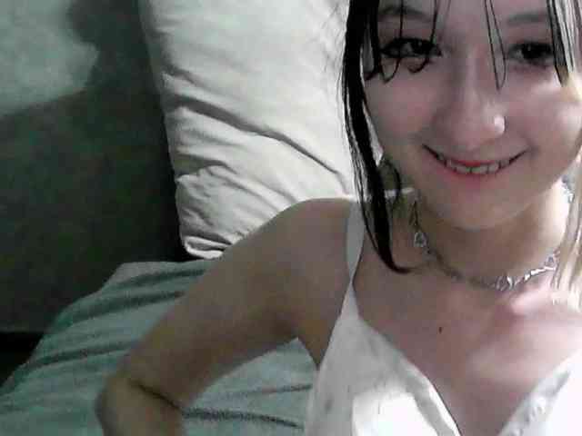 Lilfain-baby webcam