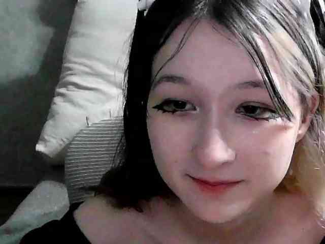 Lilfain-baby webcam
