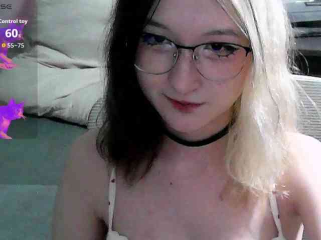 Lilfain-baby webcam