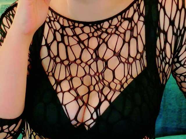 Sensual-Arri live webcam show