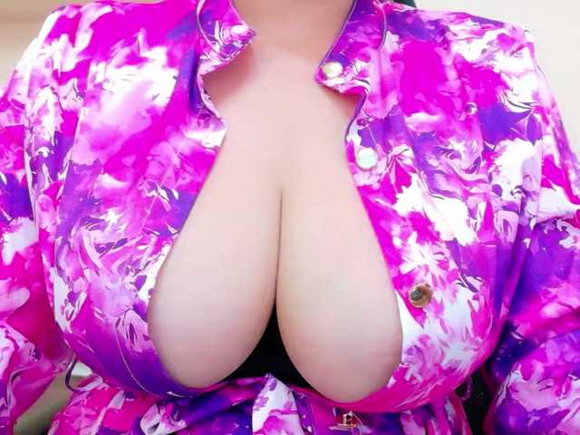 Sensual-Arri live webcam show