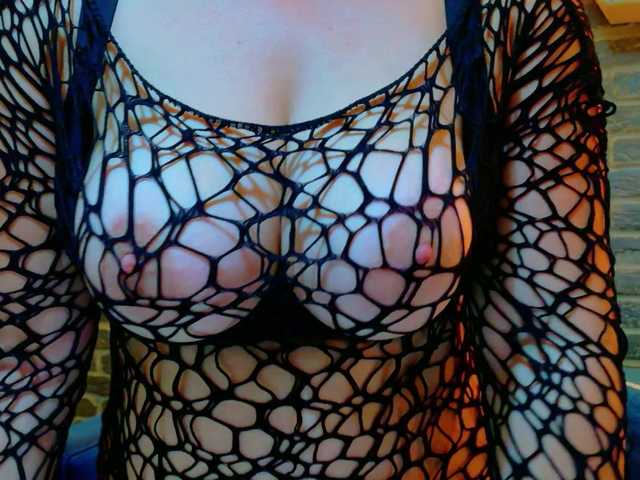 Sensual-Arri live webcam show