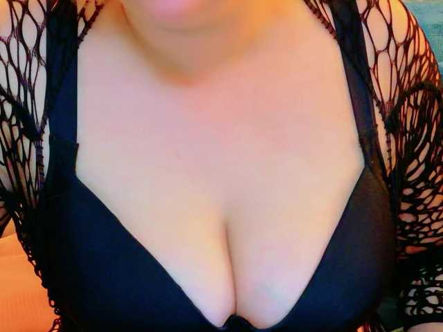 Sensual-Arri live webcam show