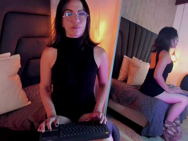 Agatha-milf