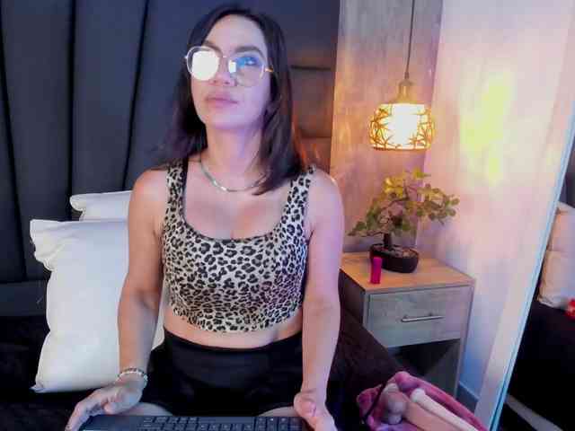 Agatha-milf webcam