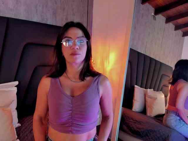 Agatha-milf Agatha-milf