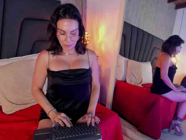 Agatha-milf webcam