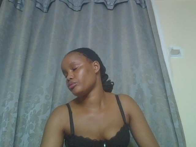 Minajj live cam on BongaCams