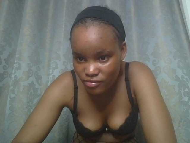 Minajj live webcam show