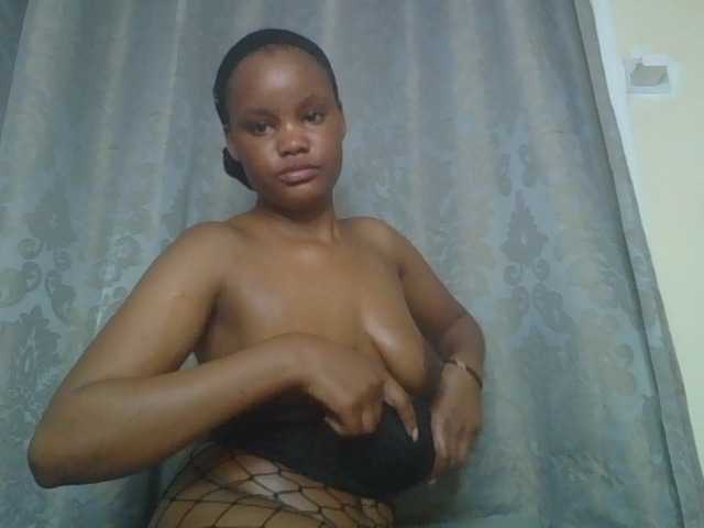 Minajj live cam on BongaCams