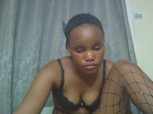 Minajj live webcam show