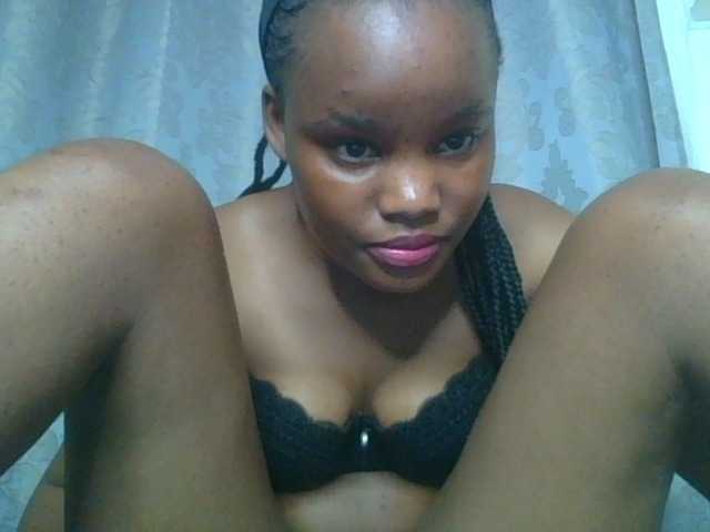 Minajj live cam on BongaCams