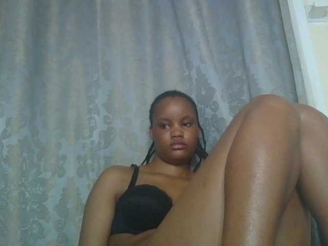 Minajj live webcam show