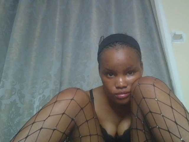 Minajj live webcam show