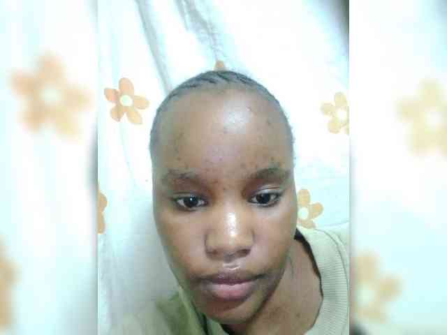 Lucie902 webcam