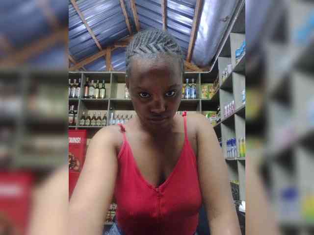 Lucie902 webcam
