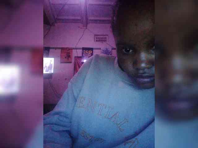 Lucie902 webcam