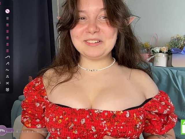 EleanoreZaucha live cam on BongaCams