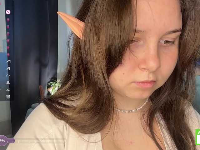 EleanoreZaucha live cam on BongaCams