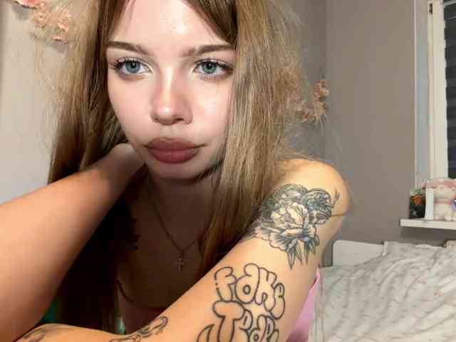 KrisstinaCuss KrisstinaCuss