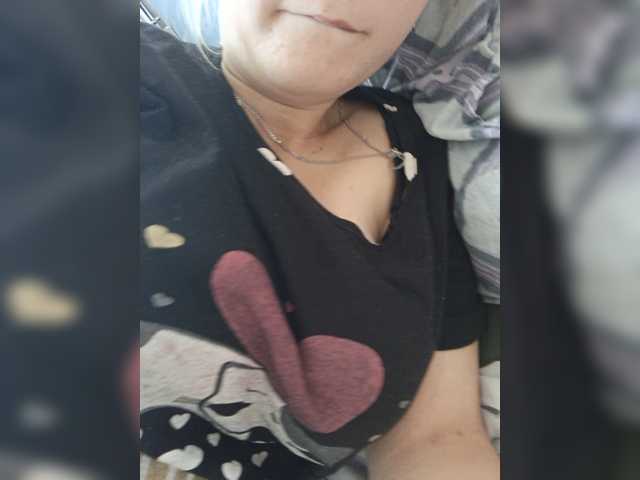 Anna-86 live webcam show