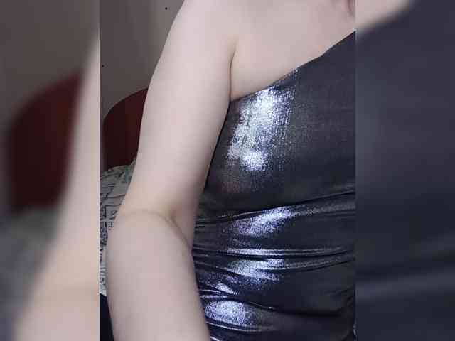Diana331 webcam