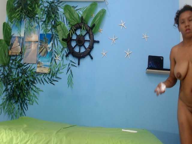 vanessa18nice live cam on BongaCams