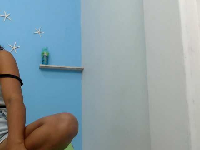 vanessa18nice live cam on BongaCams
