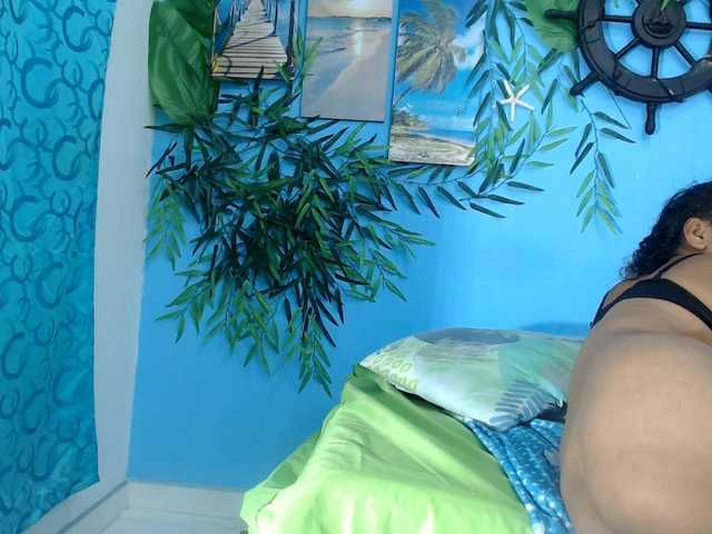 vanessa18nice live cam on BongaCams