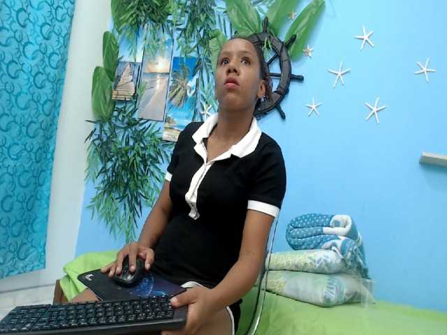 vanessa18nice live cam on BongaCams